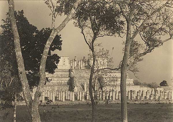 Temple of the Warriors, Chichen Itza, Yucatan, Mexico, Vintage silver print on Gaveluxe paper, 1932